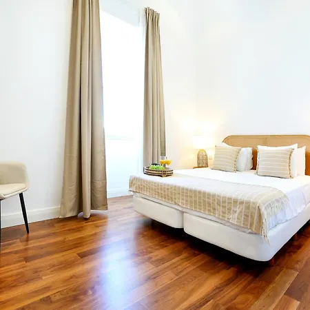 Zen & Tan Apartment *